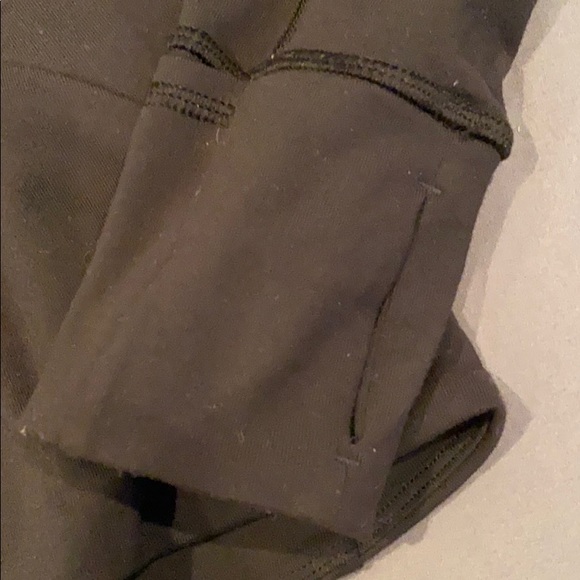 Lululemon sweeter - Picture 4 of 8